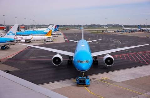 Amsterdam Airport Cuts Charges as Fuel Prices Push Airlines Under Pressure