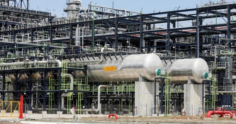 National Market Regulator Halts Dangote Refinery IPO Promotions, Warns Investors