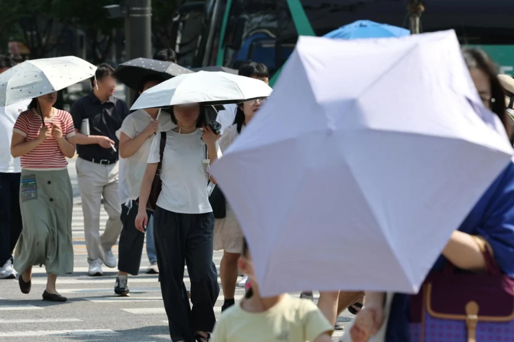 President Lee Declares Extreme Heat a National Emergency as Fatalities Rise