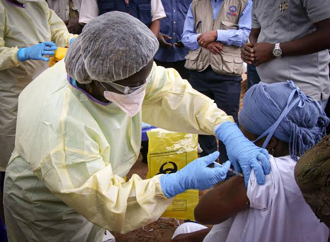 Government launches Ebola vaccination campaign as unprecedented outbreak spreads