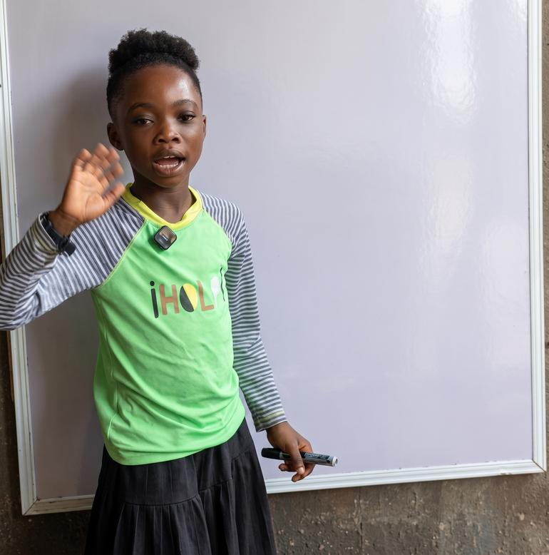 9-year-old Nigerian girl turns TikTok into a mathematics classroom