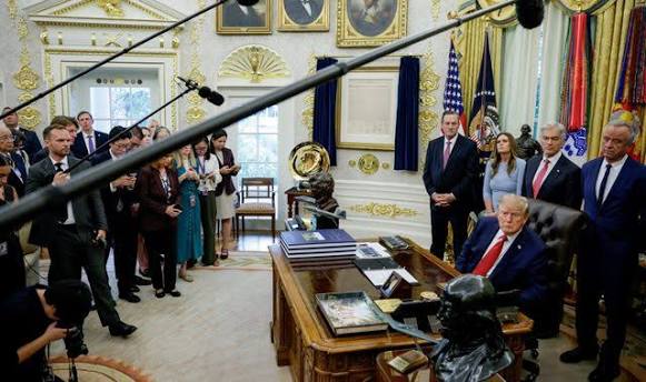 US Media Groups Sue Trump Over White House Ban as Press Freedom Dispute Deepens