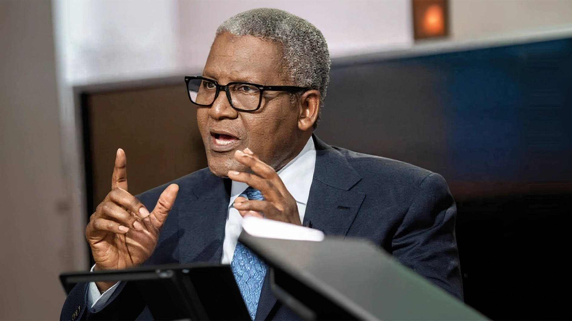 Dangote Foundation Offers Students Free Shares to Promote Early Investment